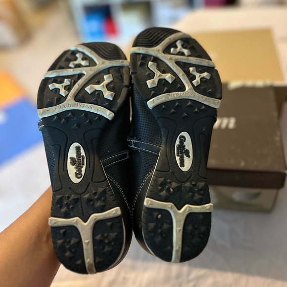7.5 Golfstream cross strap golf sandals - Picture 3 of 4